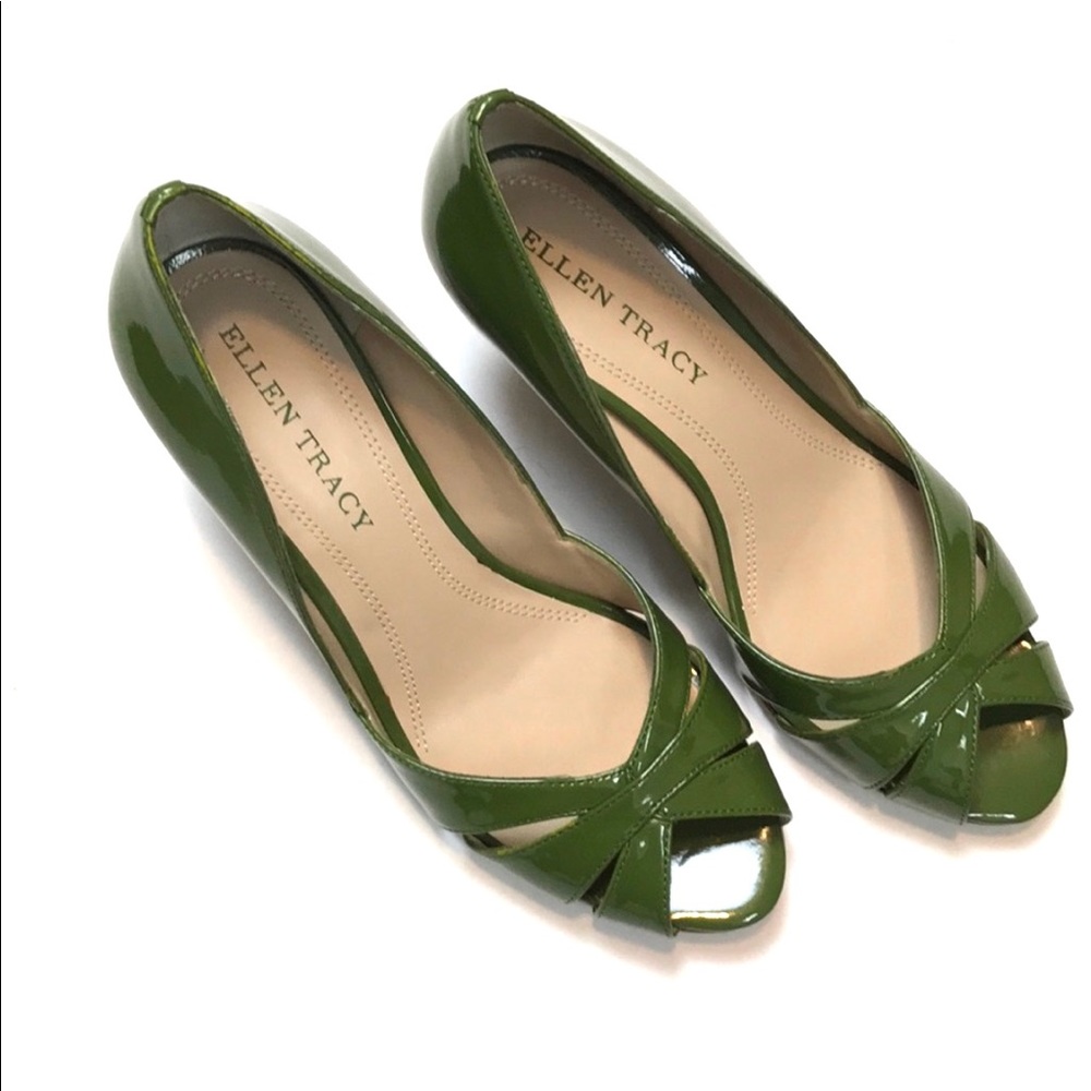 Ellen Tracy Green Peep Toe Wedges Size 7
